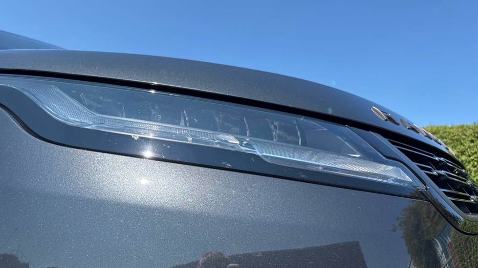 Land Rover Range Rover Evoque 2.0 D200 Autobiography 5dr Auto [Revised] Diesel Hatchback - Image 17