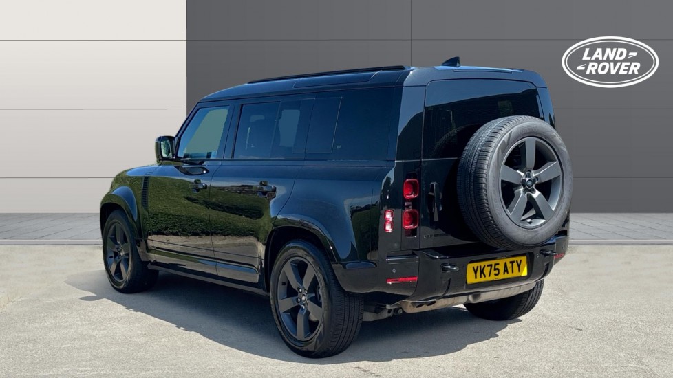 Land Rover Defender 3.0 D250 X-Dynamic SE 110 5dr Auto Diesel Estate - Image 2