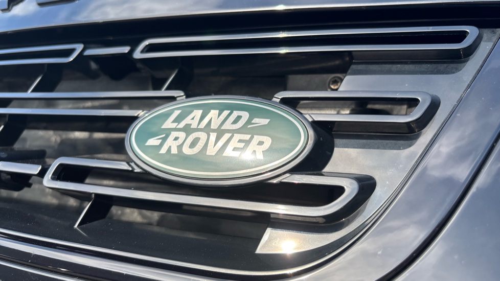 Land Rover Range Rover Evoque 2.0 D200 Dynamic SE 5dr Auto Diesel Hatchback - Image 38