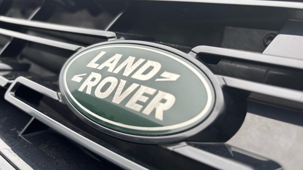 Land Rover Range Rover Evoque 2.0 D200 Dynamic SE 5dr Auto Diesel Hatchback - Image 35