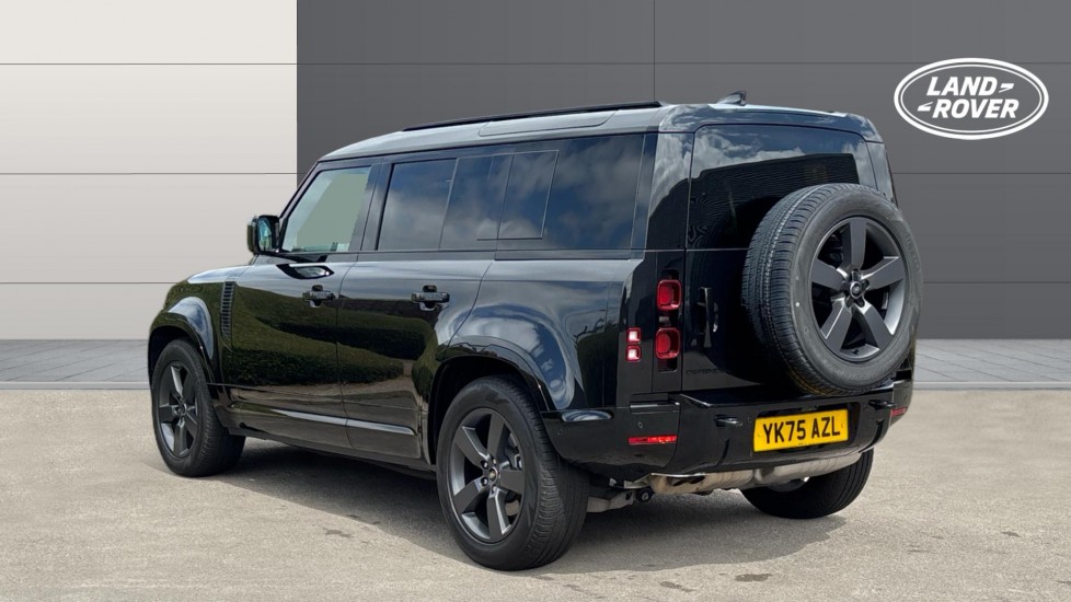 Land Rover Defender 3.0 D350 X-Dynamic HSE 110 5dr Auto Diesel Estate - Image 2