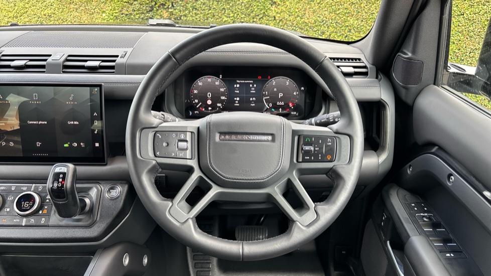 Land Rover Defender 3.0 D350 X-Dynamic HSE 110 5dr Auto Diesel Estate - Image 15
