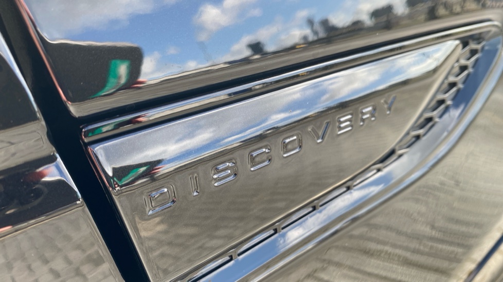 Land Rover Discovery Sport 2.0 D200 Landmark 5dr Auto [5 Seat] Diesel Station Wagon - Image 20