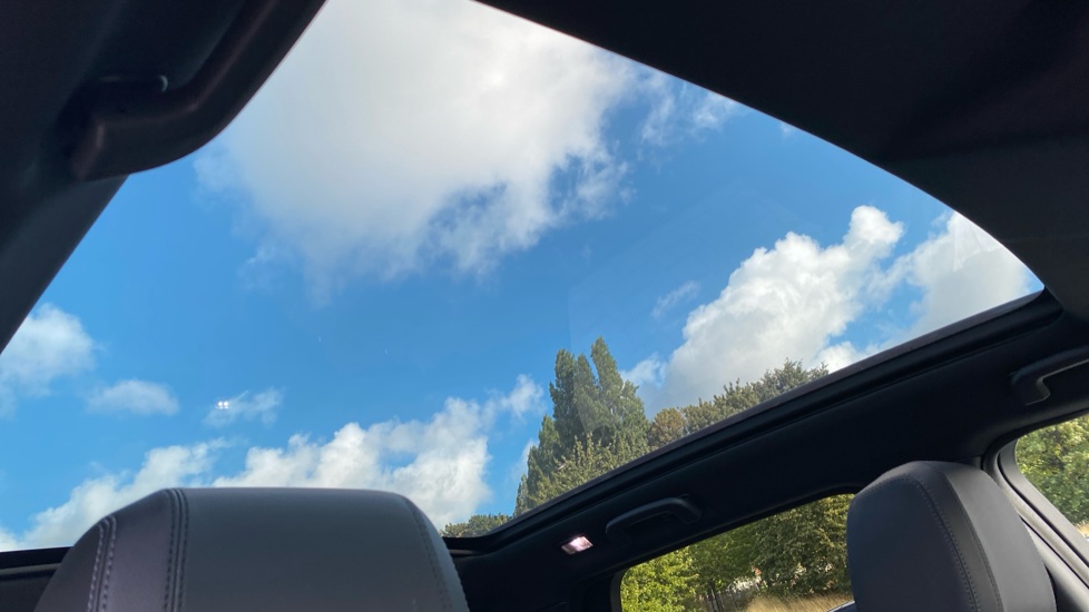 Land Rover Discovery Sport 2.0 D200 Landmark 5dr Auto [5 Seat] Diesel Station Wagon - Image 21