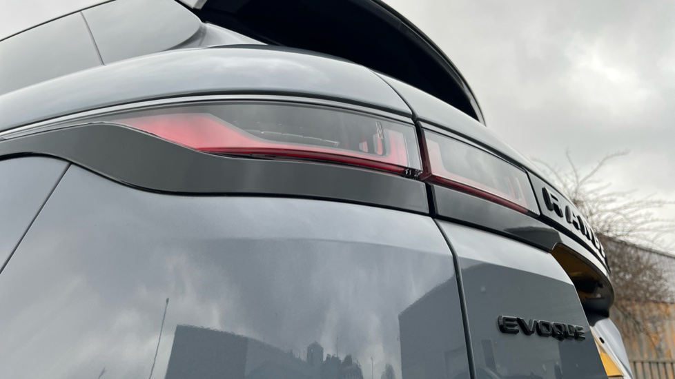 Land Rover Range Rover Evoque 2.0 D165 S 5dr 2WD Diesel Hatchback - Image 19