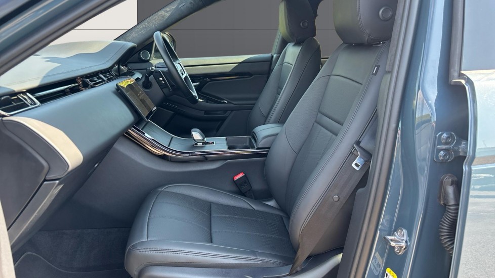 Land Rover Range Rover Evoque 2.0 D200 Autobiography 5dr Auto [Revised] Diesel Hatchback - Image 3