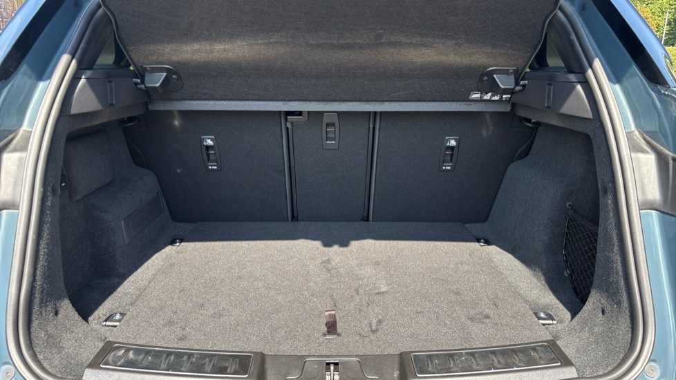 Land Rover Range Rover Evoque 2.0 D200 Autobiography 5dr Auto [Revised] Diesel Hatchback - Image 10