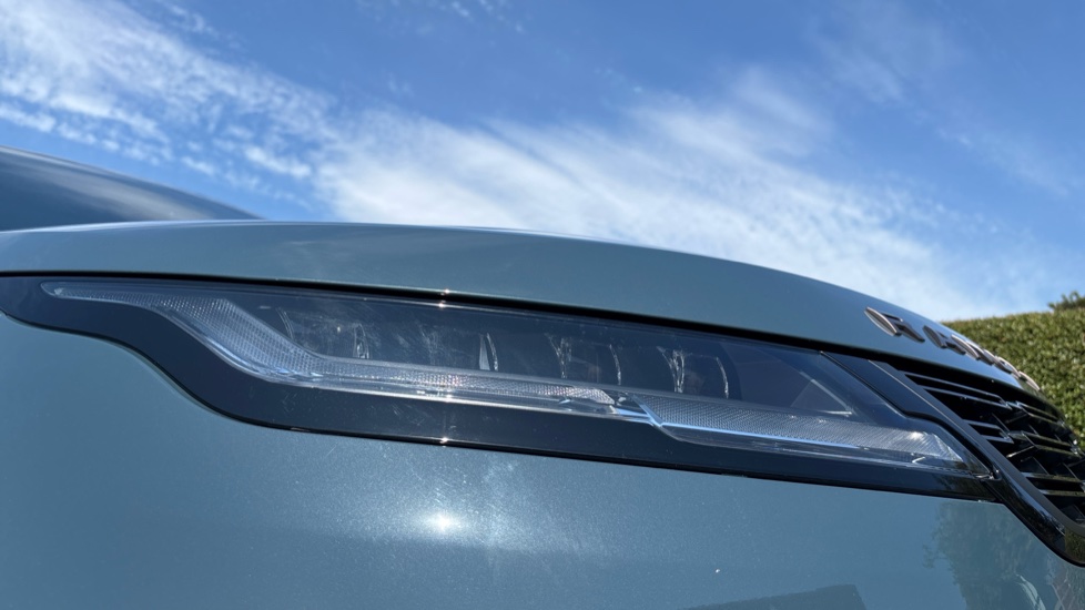 Land Rover Range Rover Evoque 2.0 D200 Autobiography 5dr Auto [Revised] Diesel Hatchback - Image 17