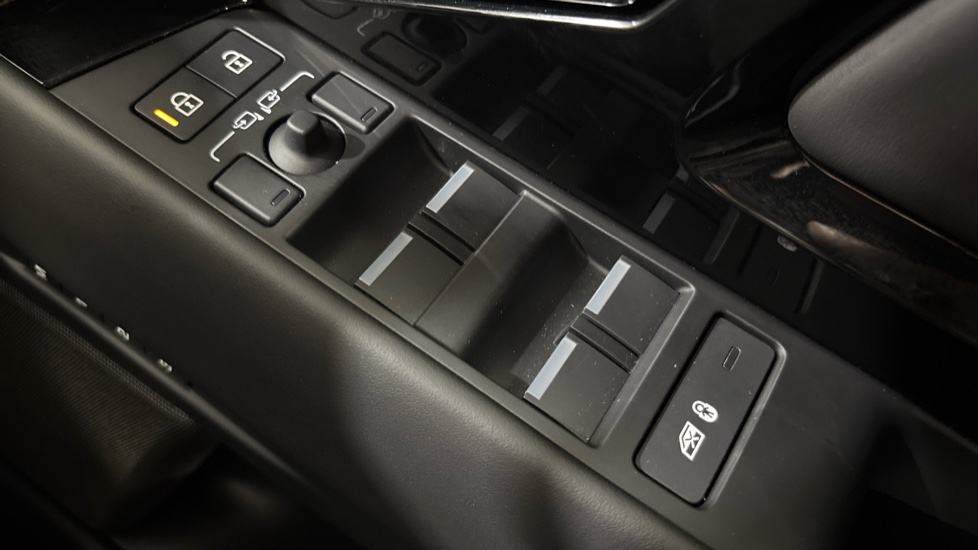 Land Rover Range Rover Evoque 2.0 D200 Autobiography 5dr Auto [Revised] Diesel Hatchback - Image 42