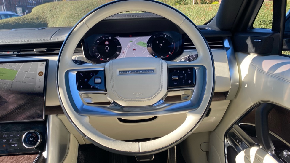 Land Rover Range Rover 3.0 D300 HSE 4dr Auto Diesel Estate - Image 15