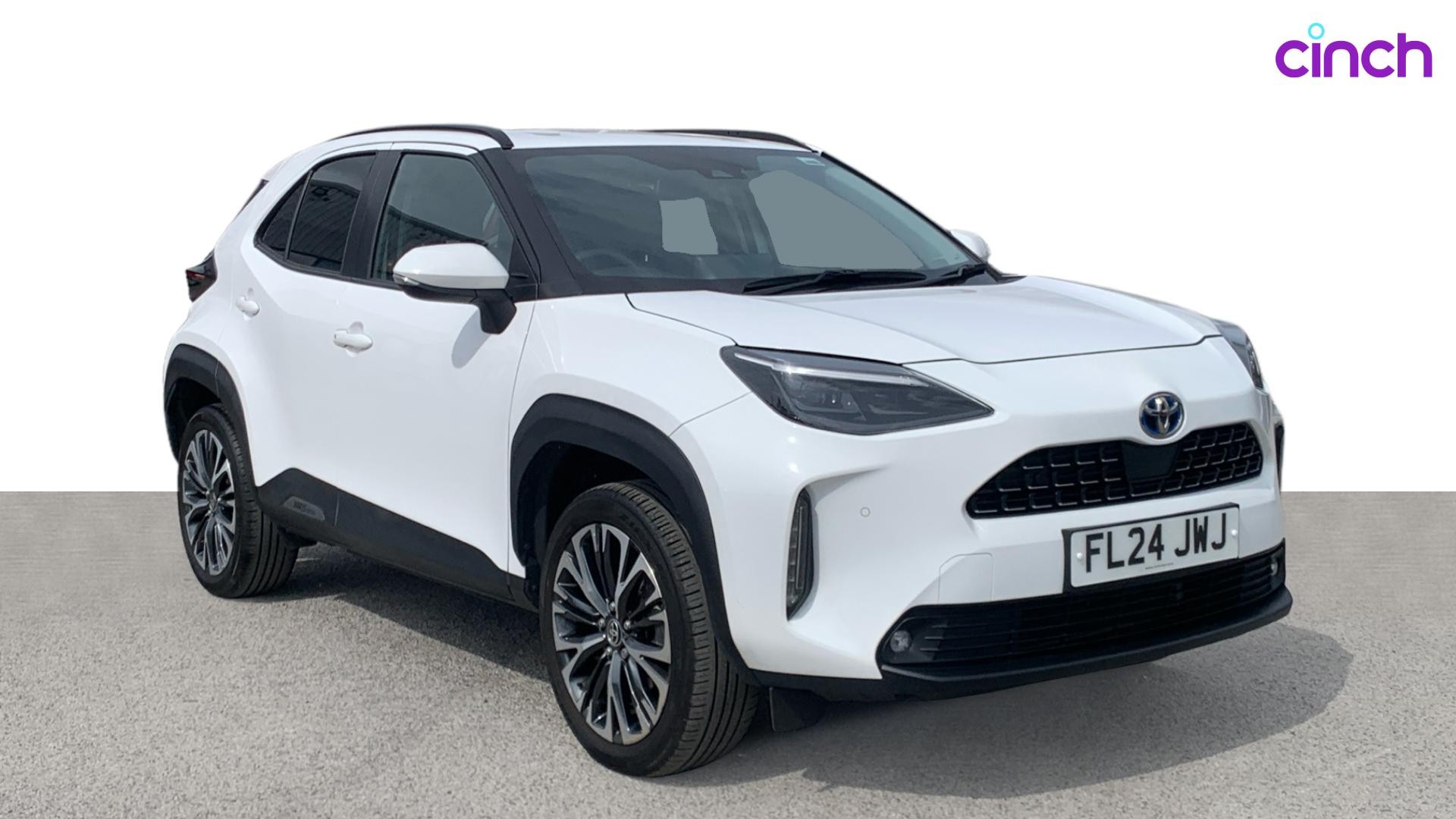 Toyota Yaris Cross listing photo