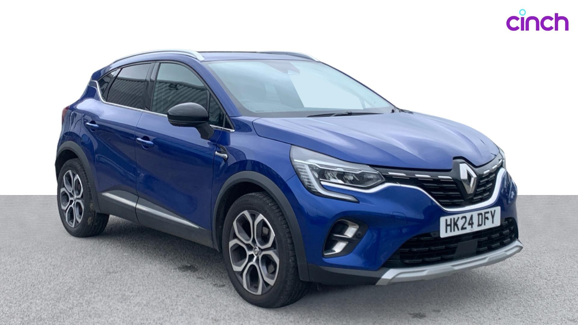 Renault Captur listing photo