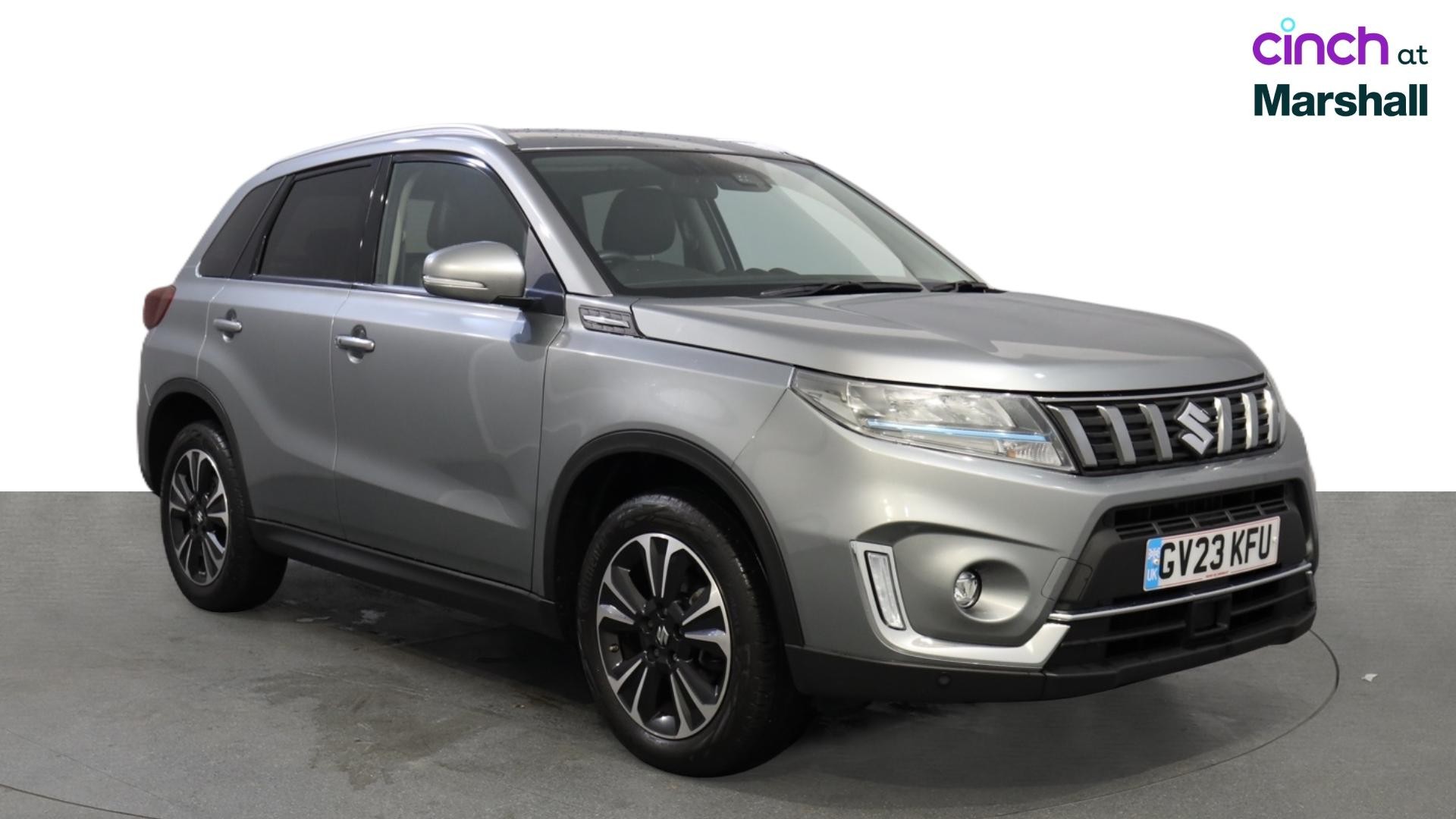 Suzuki Vitara listing photo