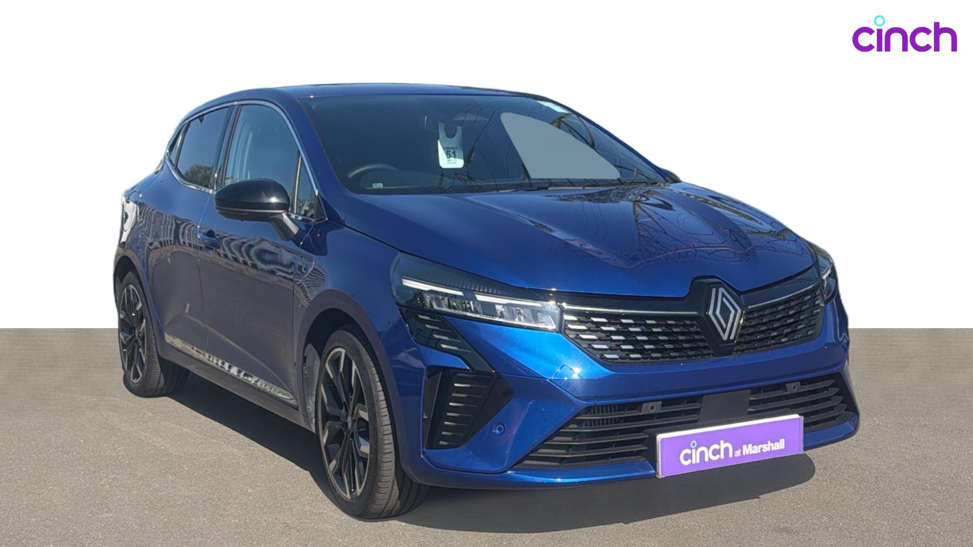 Renault Clio listing photo