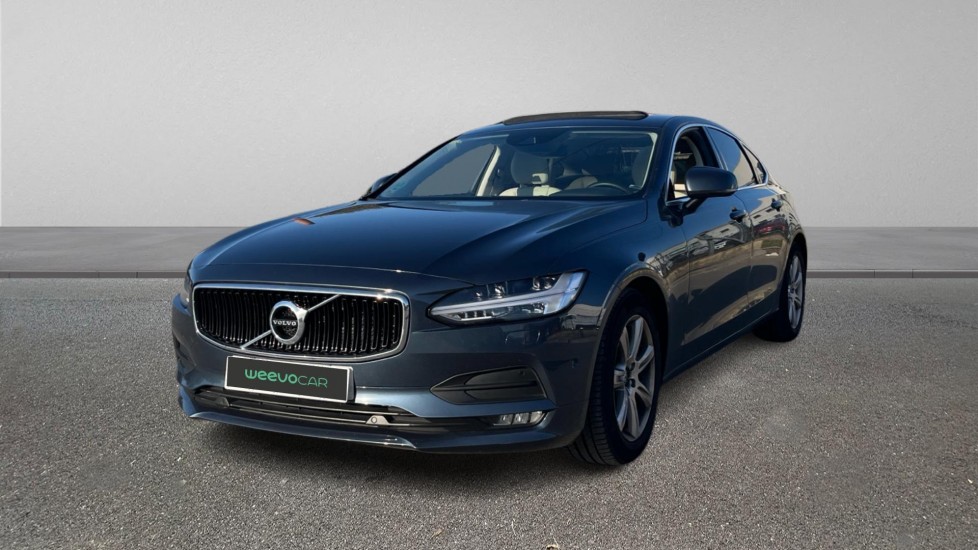VOLVO S90 S90 2.0 D4 MOMENTUM AUTO 4P