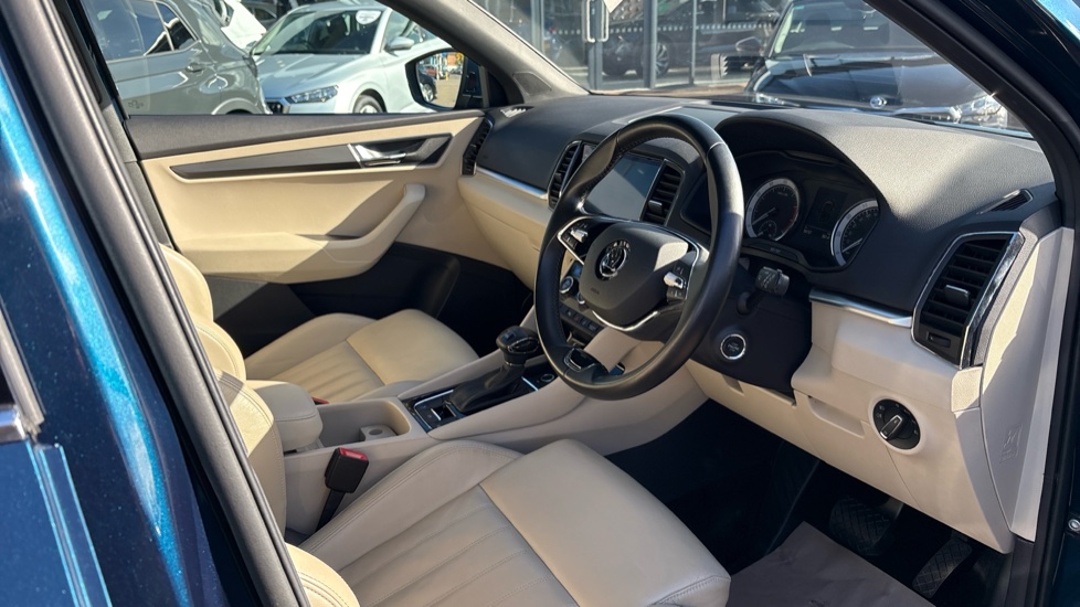 Skoda Karoq 1.5 TSI Edition 5dr DSG Petrol Estate - Image 6