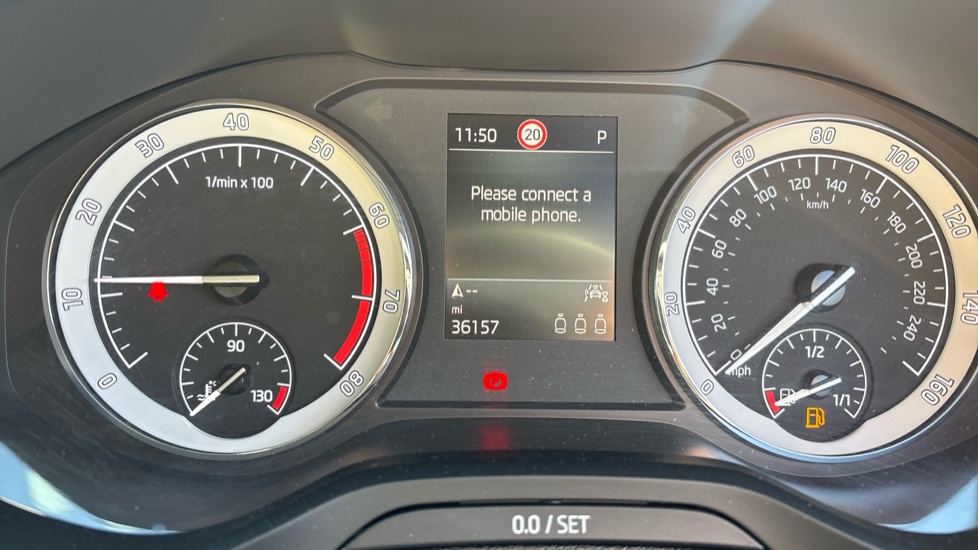 Skoda Karoq 1.5 TSI Edition 5dr DSG Petrol Estate - Image 11
