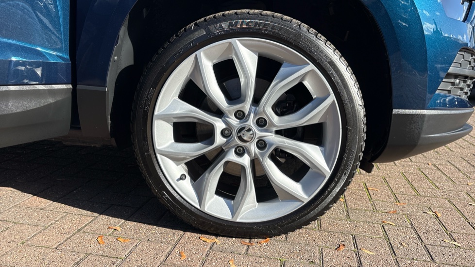 Skoda Karoq 1.5 TSI Edition 5dr DSG Petrol Estate - Image 44