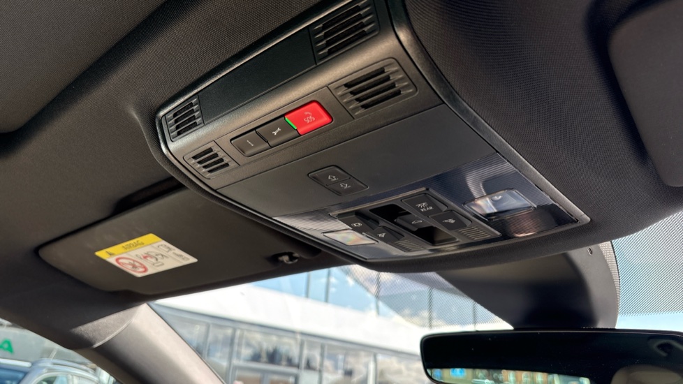 Skoda Karoq 1.5 TSI Edition 5dr DSG Petrol Estate - Image 81