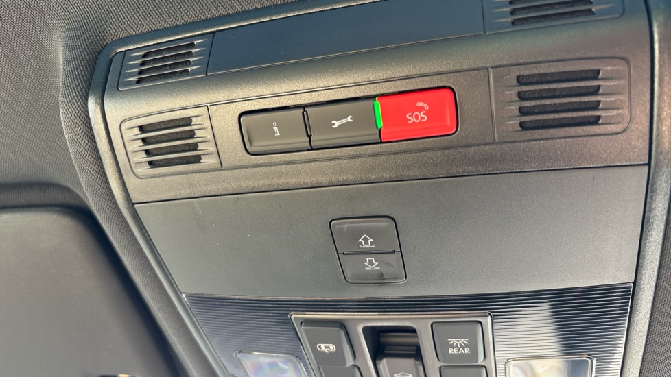 Skoda Karoq 1.5 TSI Edition 5dr DSG Petrol Estate - Image 83