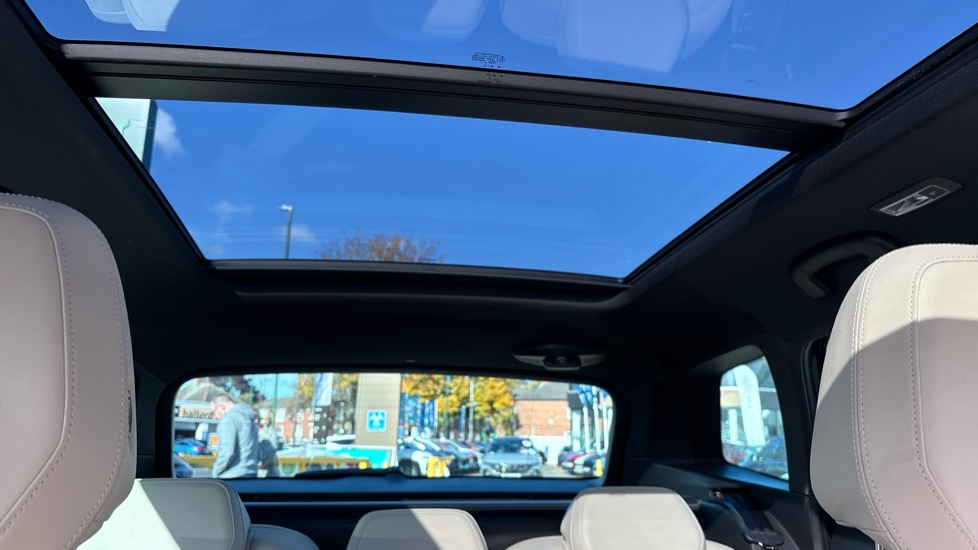 Skoda Karoq 1.5 TSI Edition 5dr DSG Petrol Estate - Image 84
