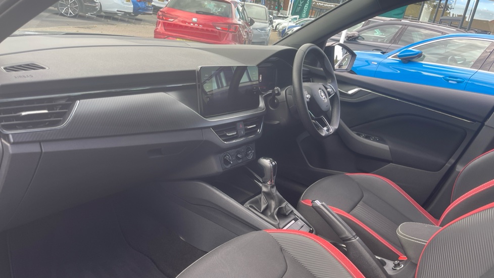 Skoda Kamiq 1.0 TSI 110 Monte Carlo 5dr DSG Petrol Hatchback - Image 2