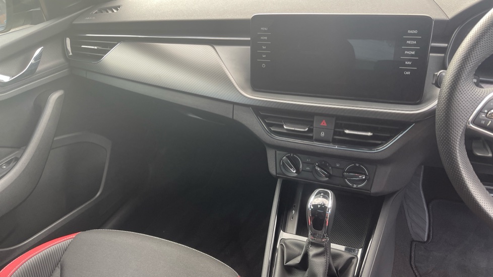 Skoda Kamiq 1.0 TSI 110 Monte Carlo 5dr DSG Petrol Hatchback - Image 33