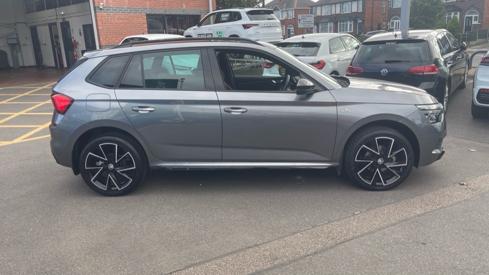 Skoda Kamiq 1.0 TSI 110 Monte Carlo 5dr DSG Petrol Hatchback - Image 38