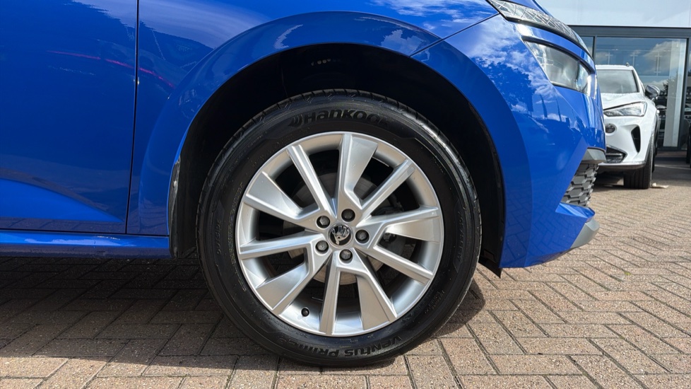 Skoda Kamiq 1.0 TSI 95 SE 5dr Petrol Hatchback - Image 5