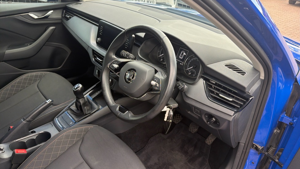 Skoda Kamiq 1.0 TSI 95 SE 5dr Petrol Hatchback - Image 6