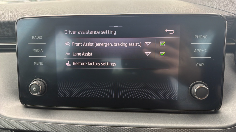 Skoda Kamiq 1.0 TSI 95 SE 5dr Petrol Hatchback - Image 57