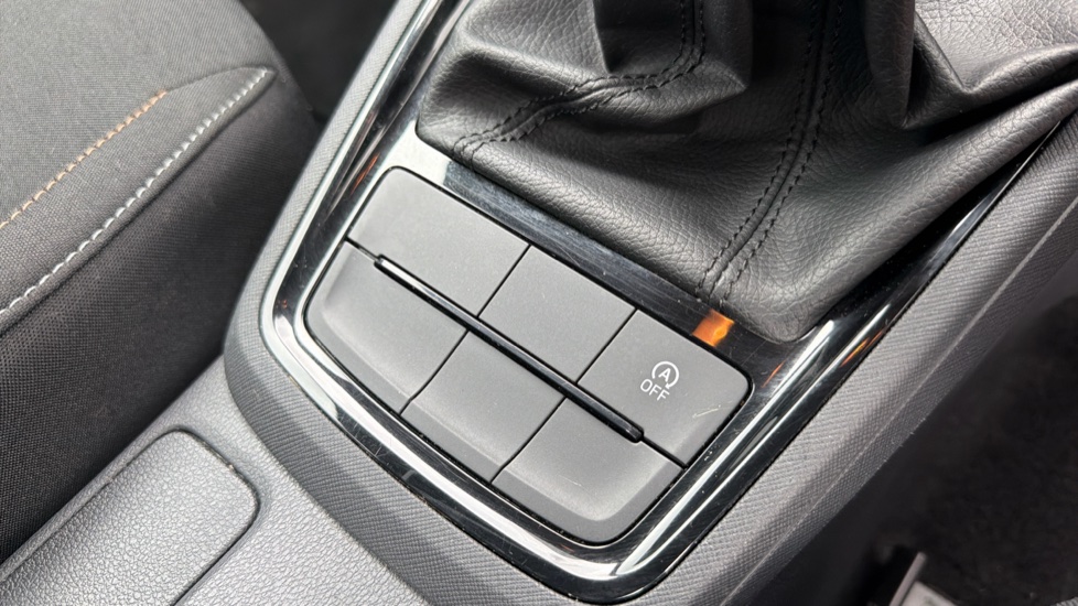 Skoda Kamiq 1.0 TSI 95 SE 5dr Petrol Hatchback - Image 60
