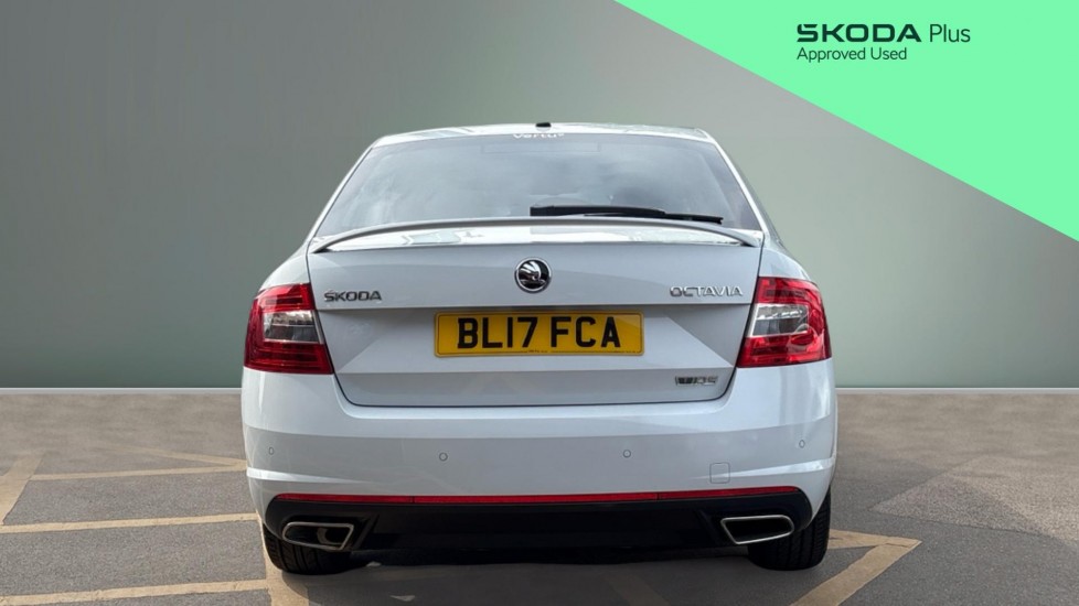 Skoda Octavia 2.0 TDI CR vRS 5dr DSG Diesel Hatchback - Image 8