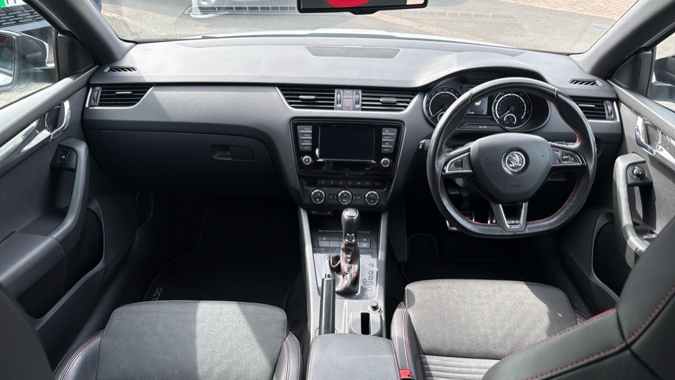 Skoda Octavia 2.0 TDI CR vRS 5dr DSG Diesel Hatchback - Image 9