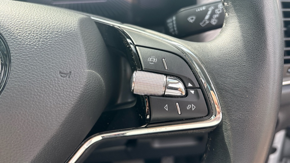 Skoda Kodiaq 1.5 TSI SE L Executive 5dr DSG [7 Seat] Petrol Estate - Image 18