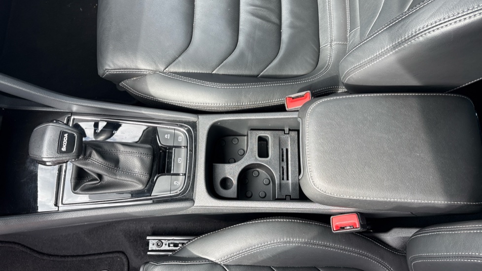 Skoda Kodiaq 1.5 TSI SE L Executive 5dr DSG [7 Seat] Petrol Estate - Image 27