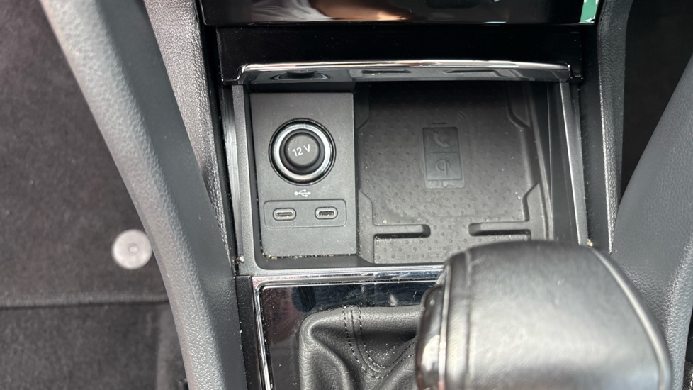 Skoda Kodiaq 1.5 TSI SE L Executive 5dr DSG [7 Seat] Petrol Estate - Image 31