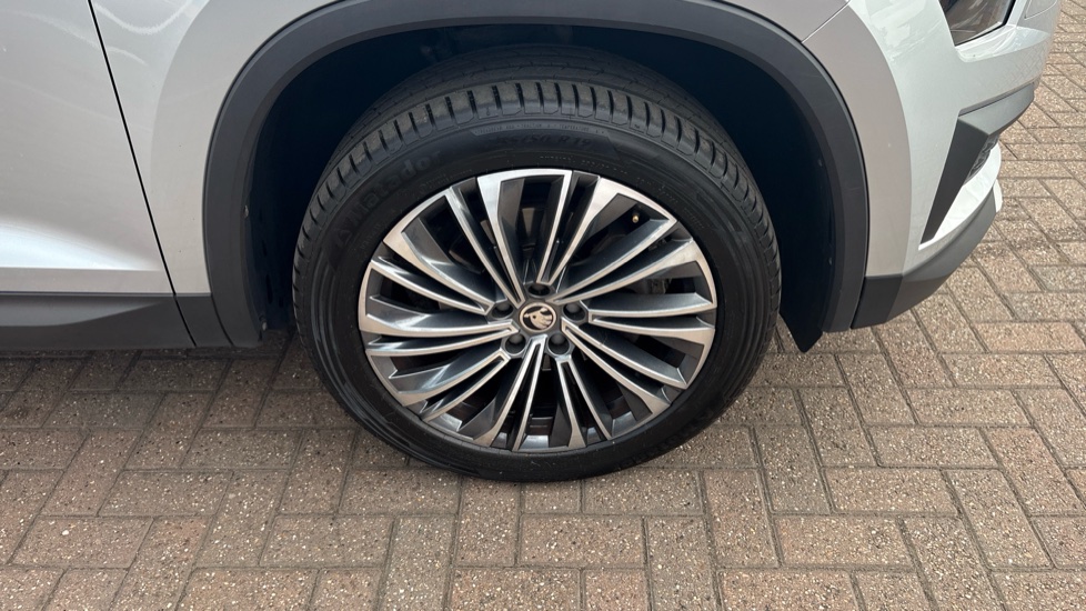 Skoda Kodiaq 1.5 TSI SE L Executive 5dr DSG [7 Seat] Petrol Estate - Image 43