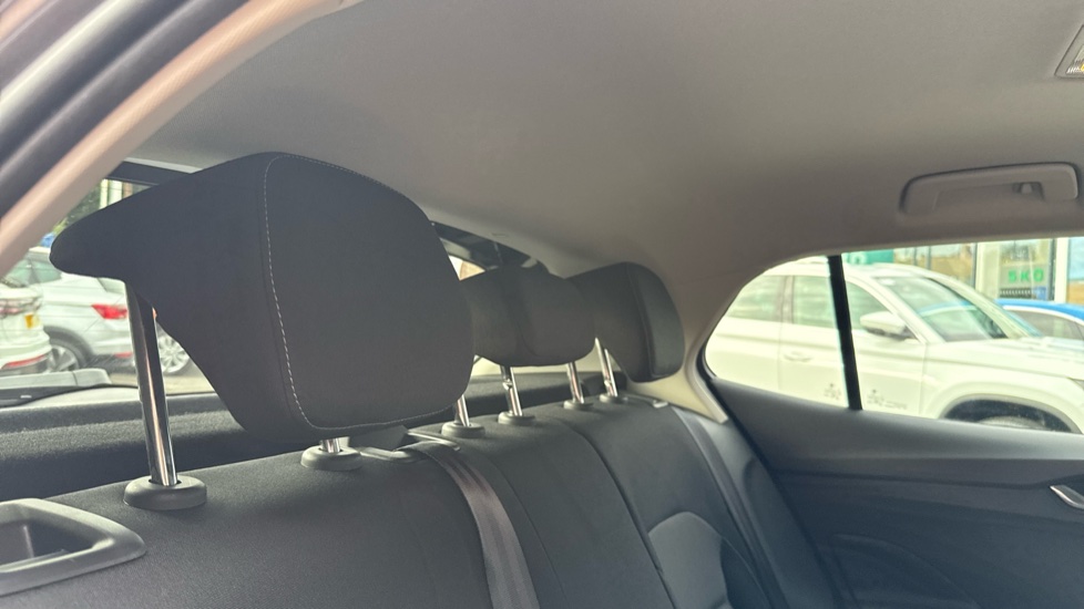 Skoda Fabia 1.0 TSI 116 Design Edition 5dr DSG Petrol Hatchback - Image 36