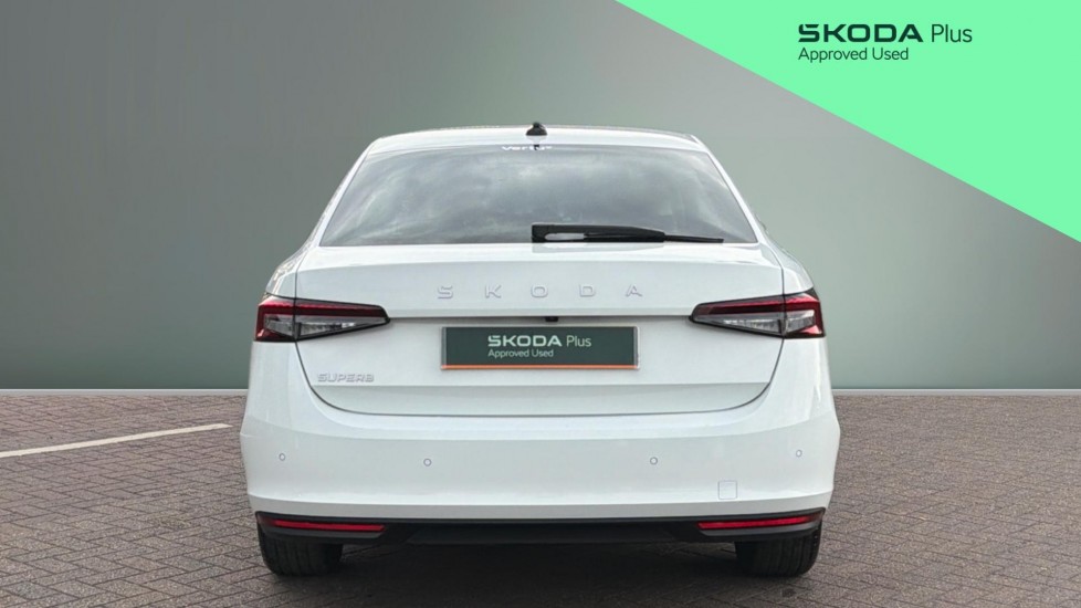 Skoda Superb 2.0 TDI SE Technology 5dr DSG Diesel Hatchback - Image 8