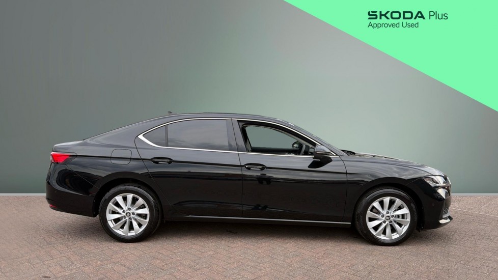 Skoda Superb 2.0 TDI SE Technology 5dr DSG Diesel Hatchback - Image 4