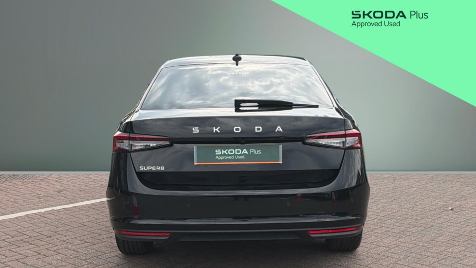 Skoda Superb 2.0 TDI SE Technology 5dr DSG Diesel Hatchback - Image 8