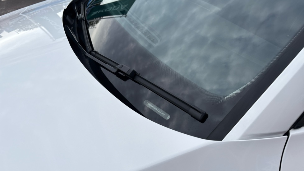 Skoda Kamiq 1.0 TSI SE Edition 5dr DSG Petrol Hatchback - Image 41