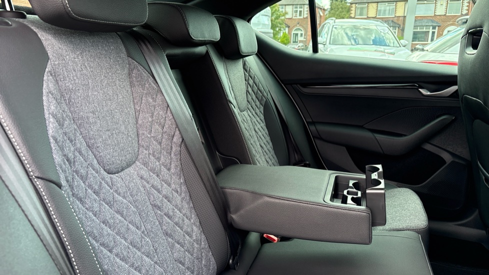 Skoda Octavia 1.5 TSI 150 e-TEC Sportline 5dr DSG Petrol Hatchback - Image 28