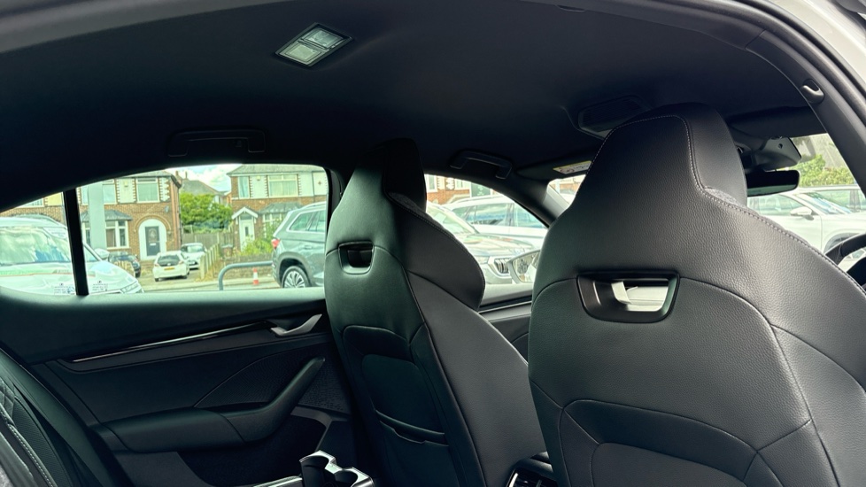 Skoda Octavia 1.5 TSI 150 e-TEC Sportline 5dr DSG Petrol Hatchback - Image 30