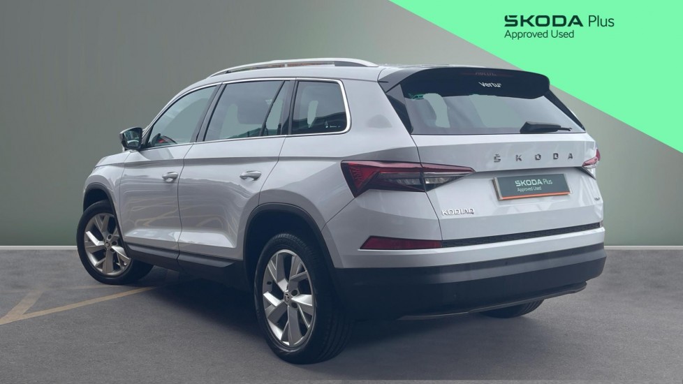 Skoda Kodiaq 2.0 TSI 190 SE L 4x4 5dr DSG [7 Seat] Petrol Estate - Image 3