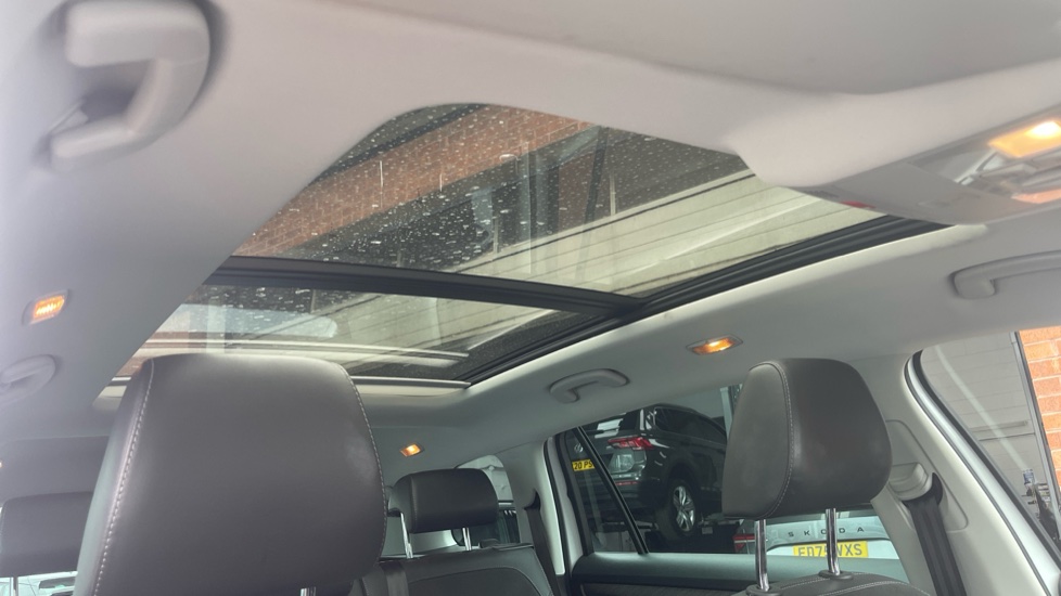 Skoda Kodiaq 2.0 TSI 190 SE L 4x4 5dr DSG [7 Seat] Petrol Estate - Image 35