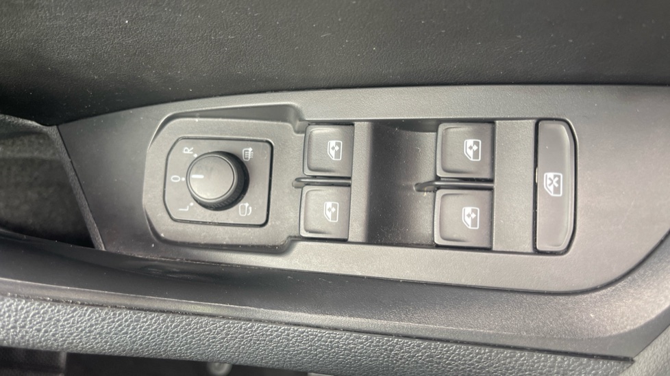 Skoda Kodiaq 2.0 TSI 190 SE L 4x4 5dr DSG [7 Seat] Petrol Estate - Image 48