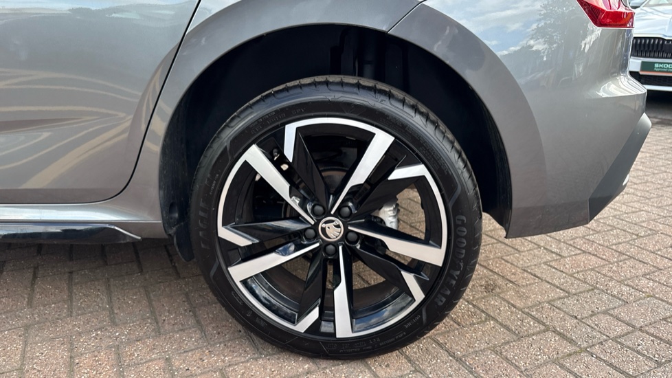 Skoda Kamiq 1.0 TSI Monte Carlo 5dr Petrol Hatchback - Image 45
