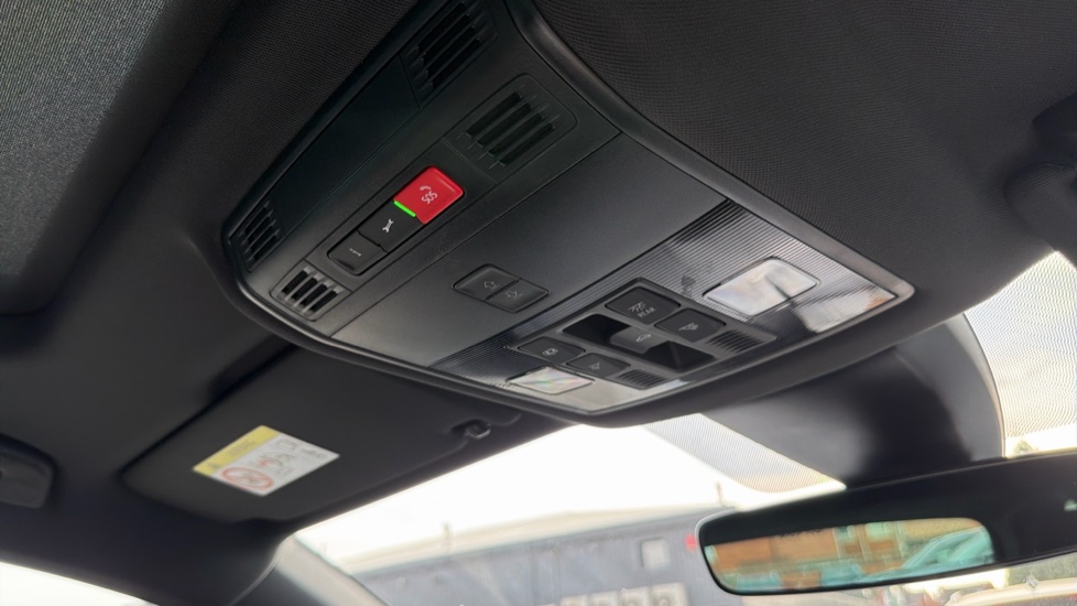 Skoda Karoq 1.5 TSI Sportline Edition 5dr DSG Petrol Estate - Image 31